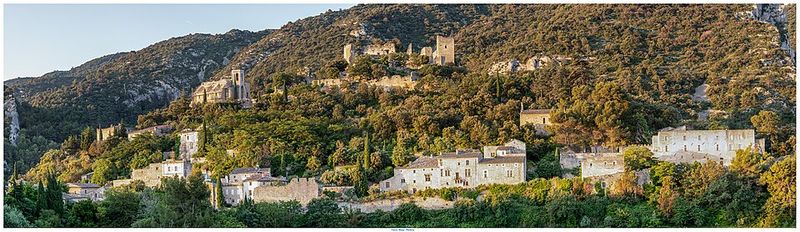 Oppède‑le‑Vieux (Provence)