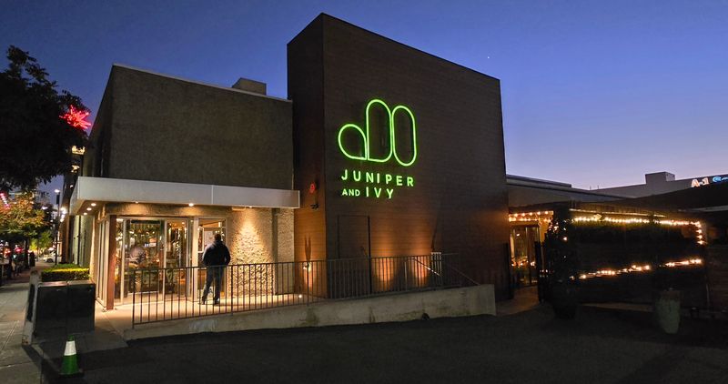 Smart Tips For Parking And Arrival