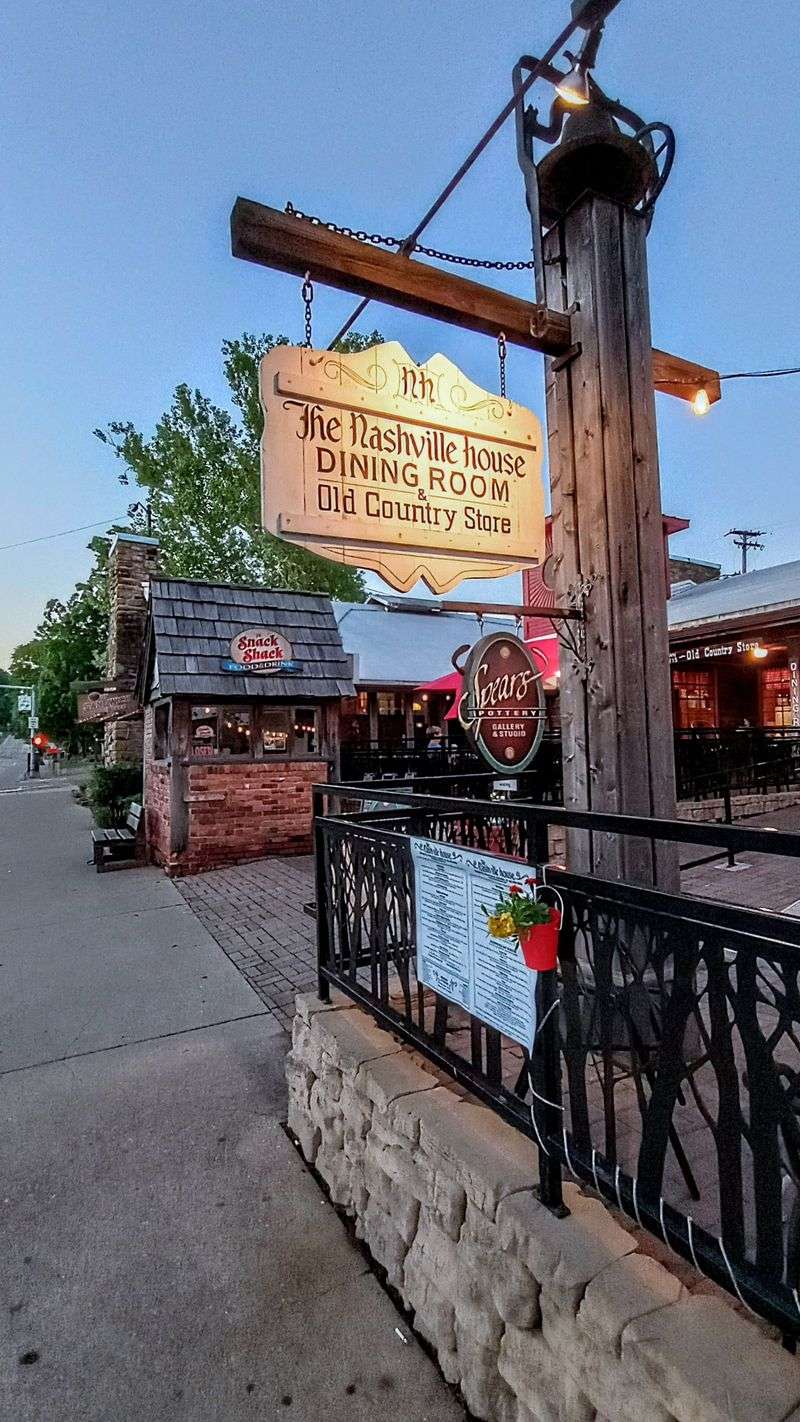 Timing Your Visit And Hours