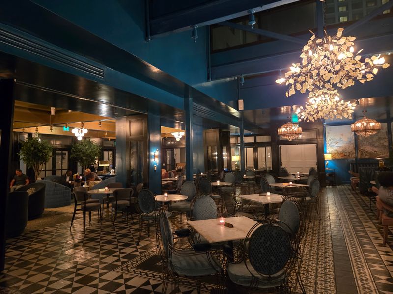 Picture Perfect Seating and Layout