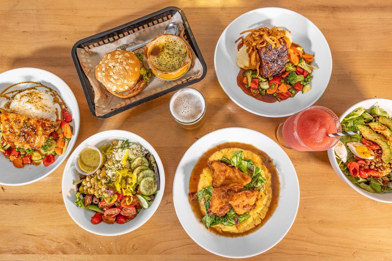 Chop Shop Casual Urban Eatery – Lowry (Lowry)