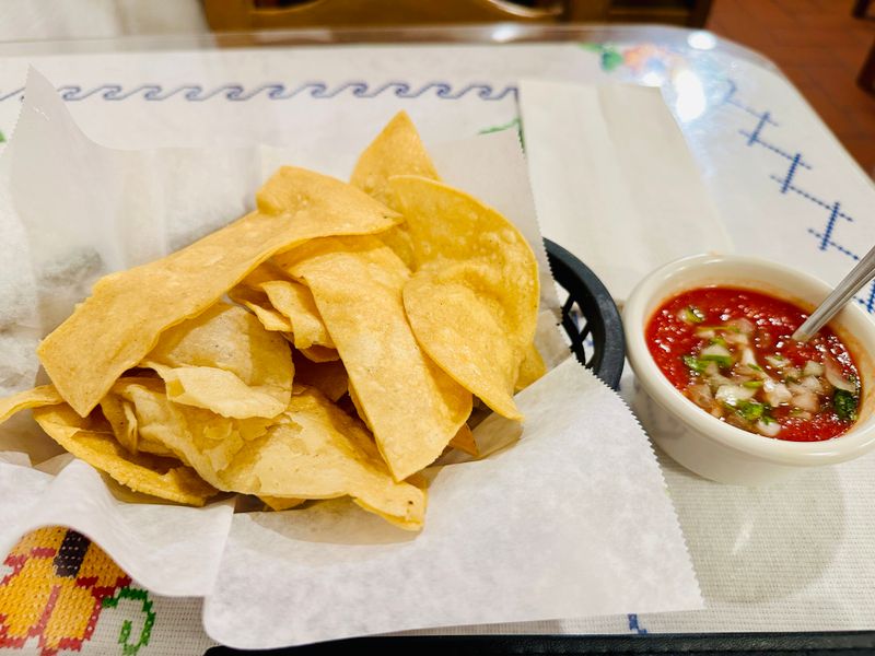 House Chips and Salsa Heat