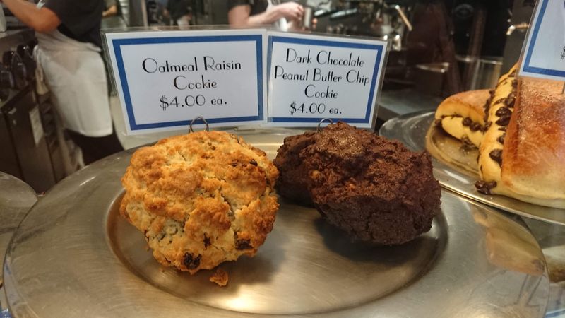 Dark Chocolate Peanut Butter Chip Cookie