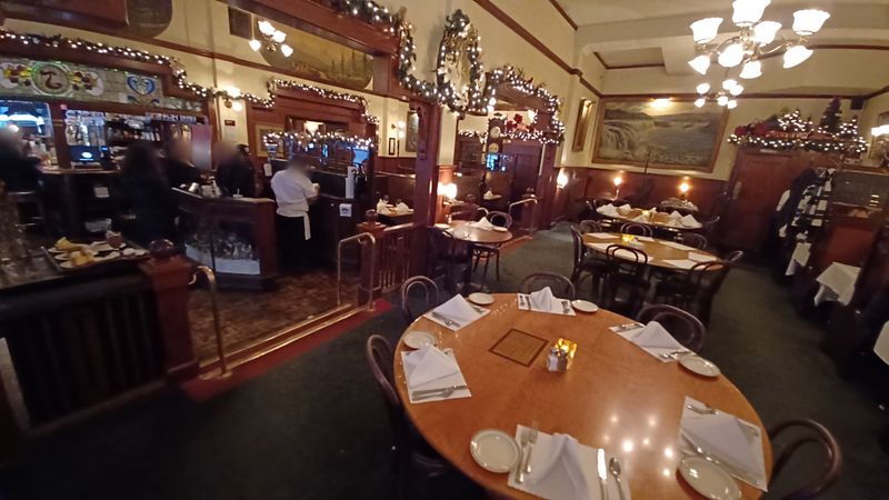 Cocktails, Wine, and a Happy Hour With Buzz