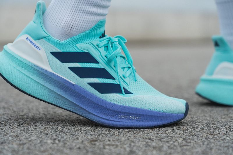 Adidas Ultraboost Light