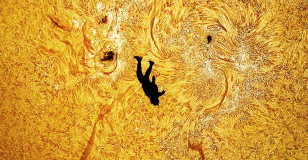 Skydiver Silhouetted Against the Sun: A Daring Photo Pulls Off the Ultimate Solar Freefall