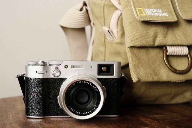 Fujifilm X100V