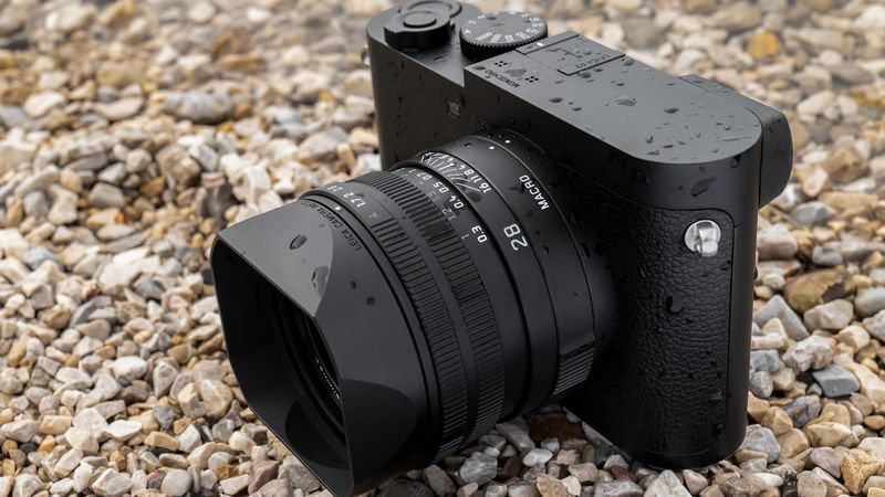Leica Q2