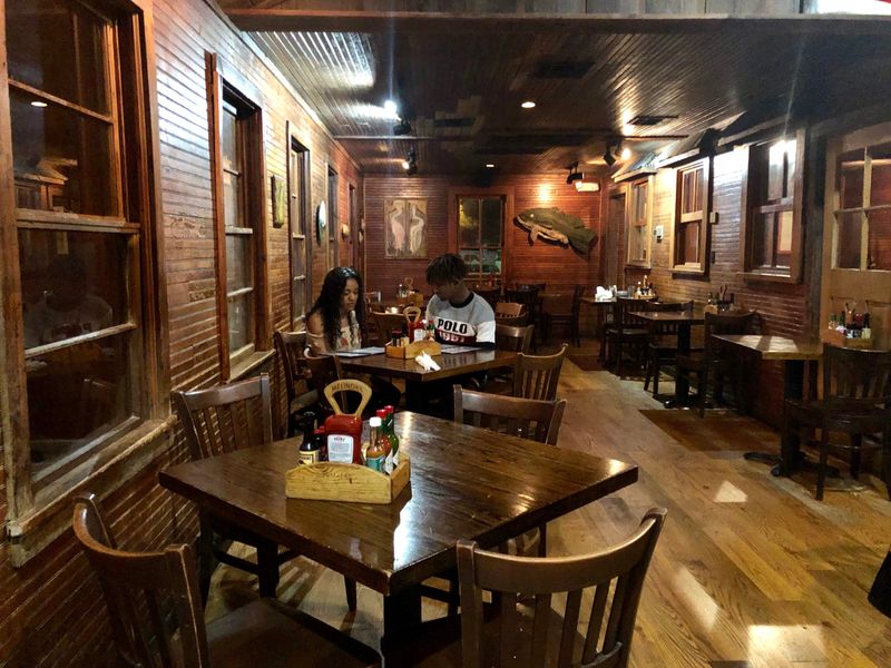 Parrain's Seafood (Baton Rouge)