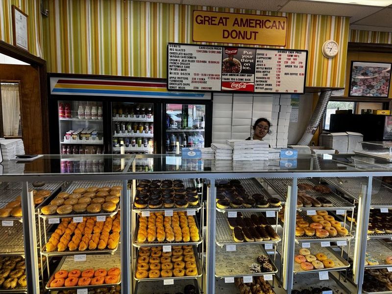 Great American Donut Shop - Bowling Green