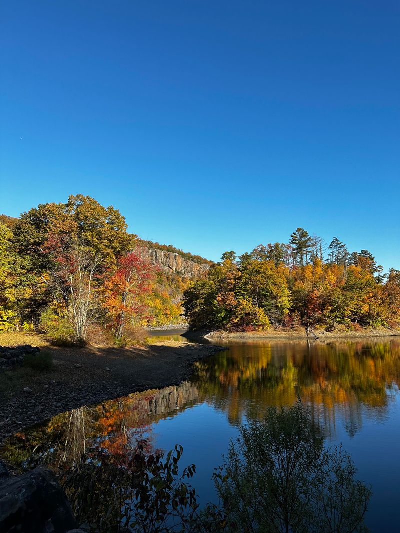Peaceful Mirror Lake