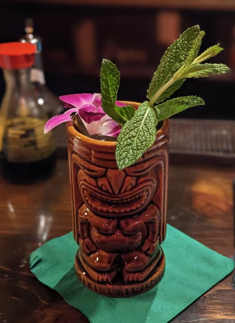Da Tiki Hut