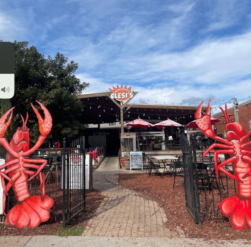 Clesi's Seafood Restaurant & Catering (Mid-City)