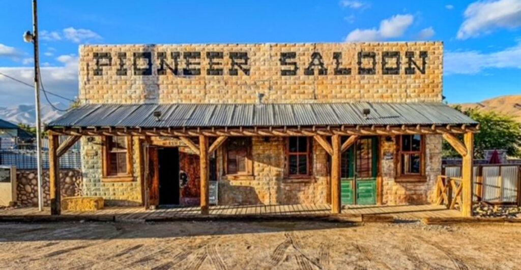 Step Into Nevada’s 1913 Pioneer Saloon: Bullet Holes, Hollywood Lore & Mining Town Grit