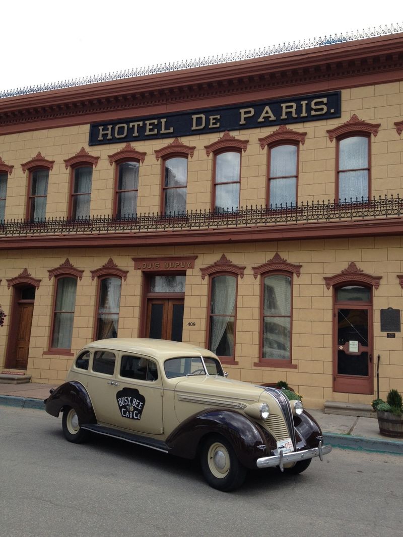 Visit the Hotel de Paris Museum