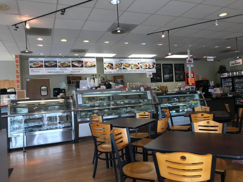 Strawberry Fields Cafe, Urbana