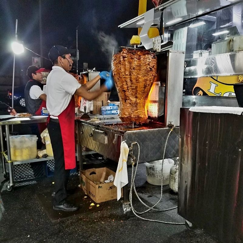 Leo's Tacos Truck – Los Angeles