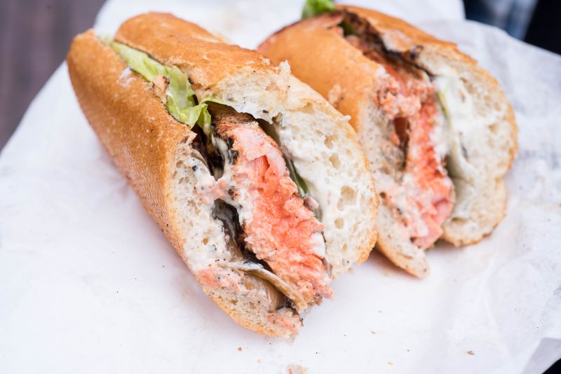 Duke's Seafood Market & Grill (Seattle)