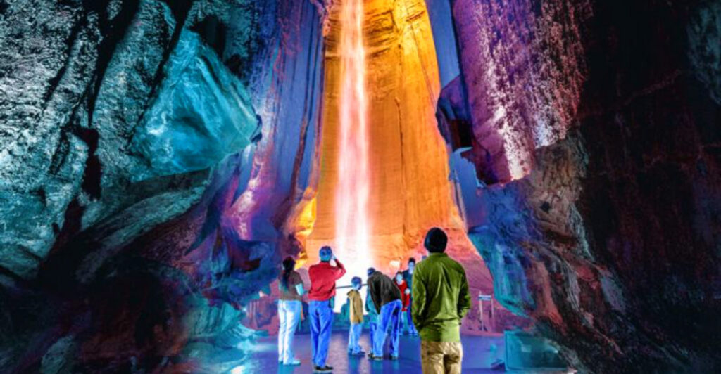 Tennessee Is Home to the Tallest Underground Waterfall And Most People Don’t Even Know It Exists