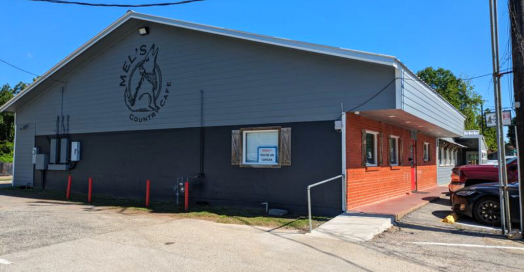 Texans Say This Cozy Café Makes the Best Chicken-Fried Steak in the State