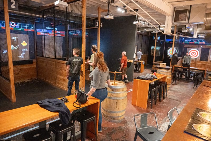 Hours, Pricing, and Booking Tips