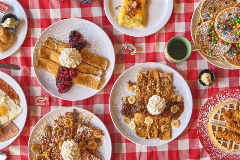 Sawyer’s Farmhouse Breakfast – Pigeon Forge