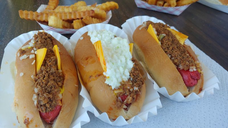 Chili Slaw Dog: Heat Meets Cool