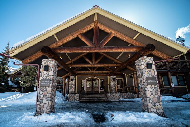 You’re Literally Eating Breakfast Above the Clouds