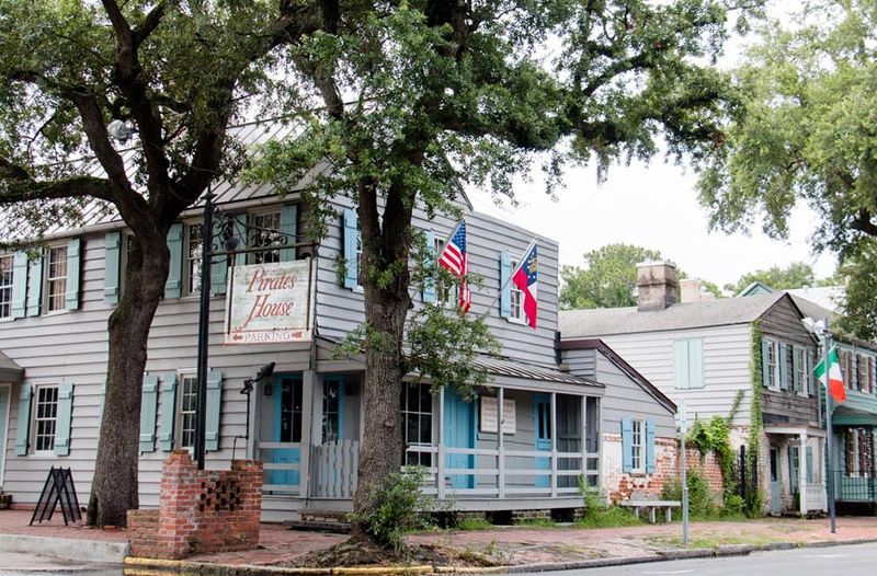 The Pirate’s House – Savannah