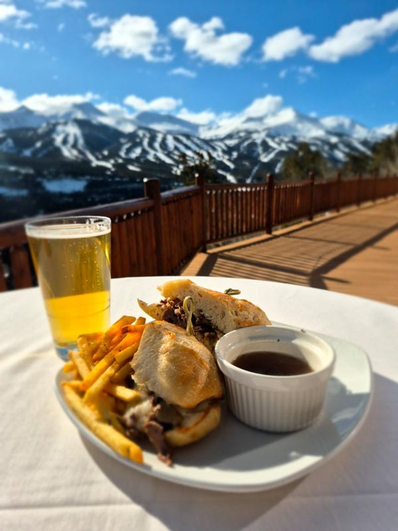 Views That Turn Breakfast Into a Bucket-List Experience