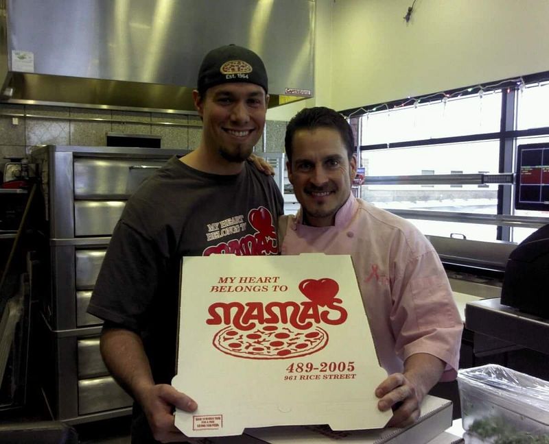 No-Frills Dining, Big-Hearted Service