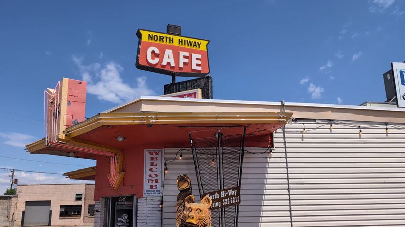 North Hi-Way Café