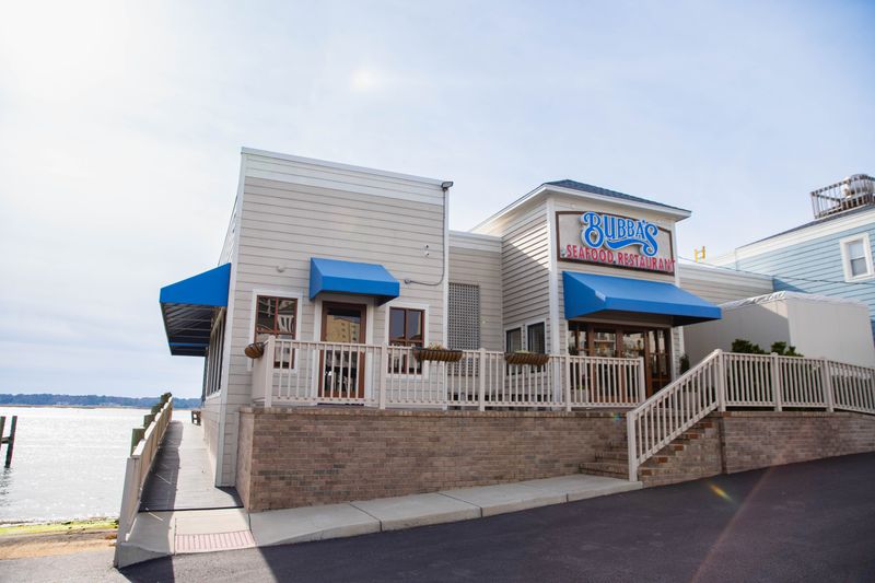 Bubba’s Seafood Restaurant & Crabhouse (Virginia Beach)
