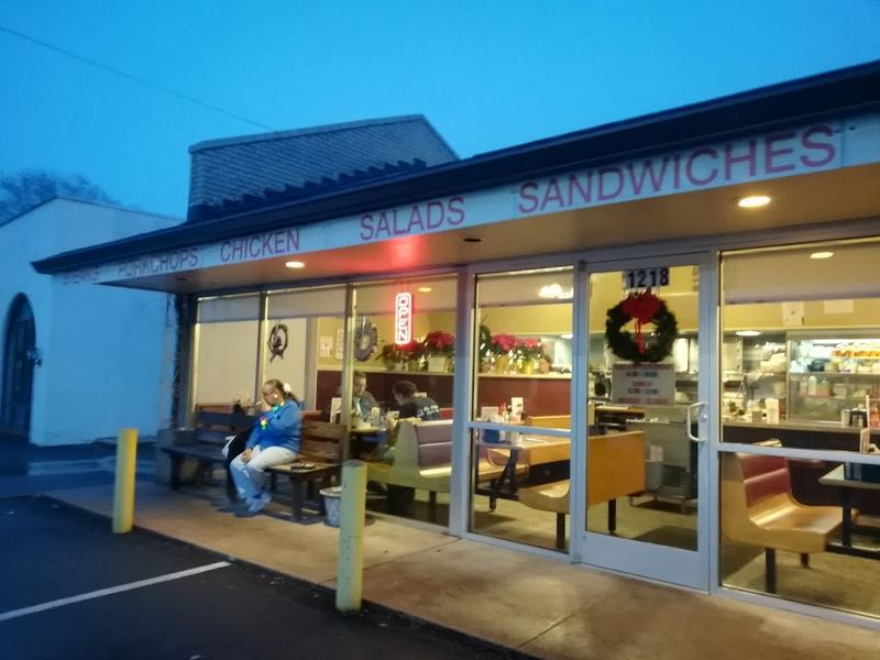 Gus’s Diner (Burlington, NC)