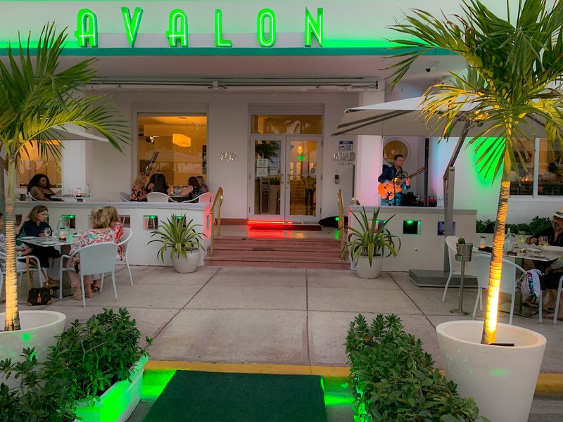 A Fish Called Avalon (Ocean Drive)
