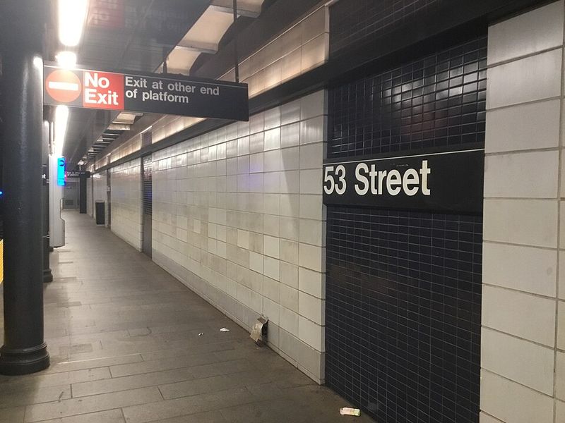 Halal Carts Are Hit-Or-Miss—Except for a Few Legends