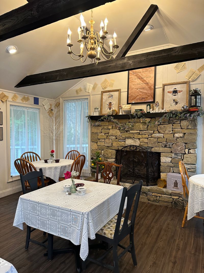 The Book & Bee Café & Tea - Hendersonville