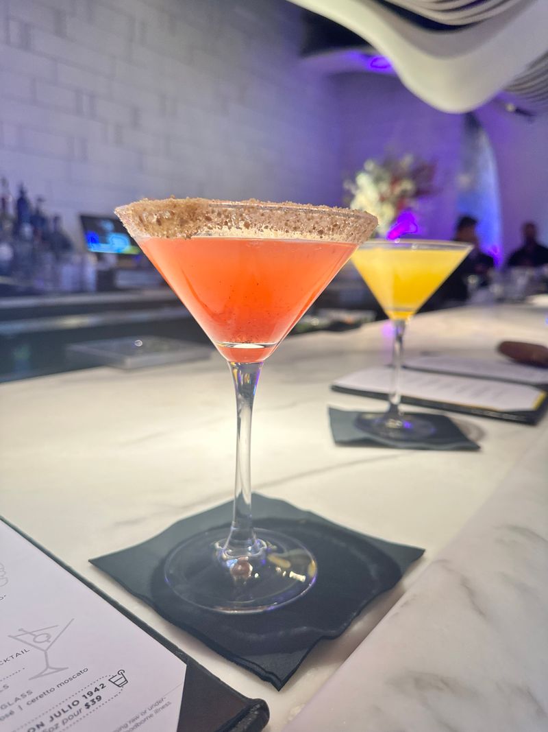 Cocktails That Frame the Night