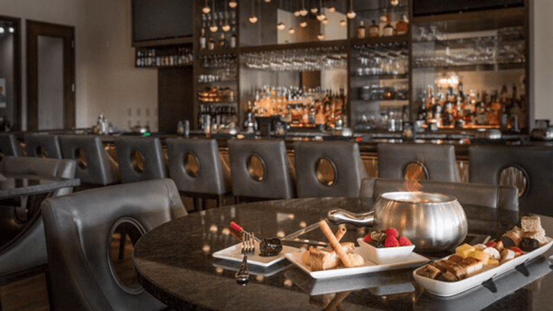 A Cozy Escape on Restaurant Row