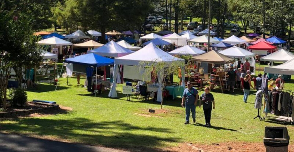 This Hidden Alabama City Is a Cozy Mountain Gem Packed With Outdoor Fun