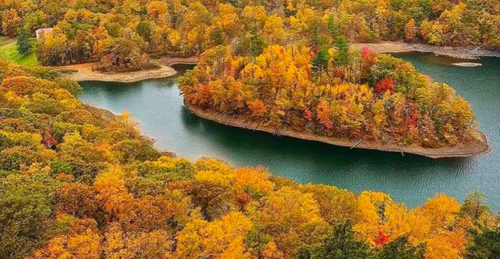 This Hidden Connecticut Park Offers Breathtaking Trails, Tower Views, and Peaceful Countryside Escapes