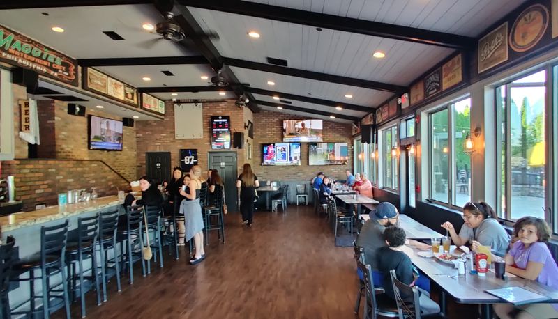 A Waterfront Setting That Sets the Tone