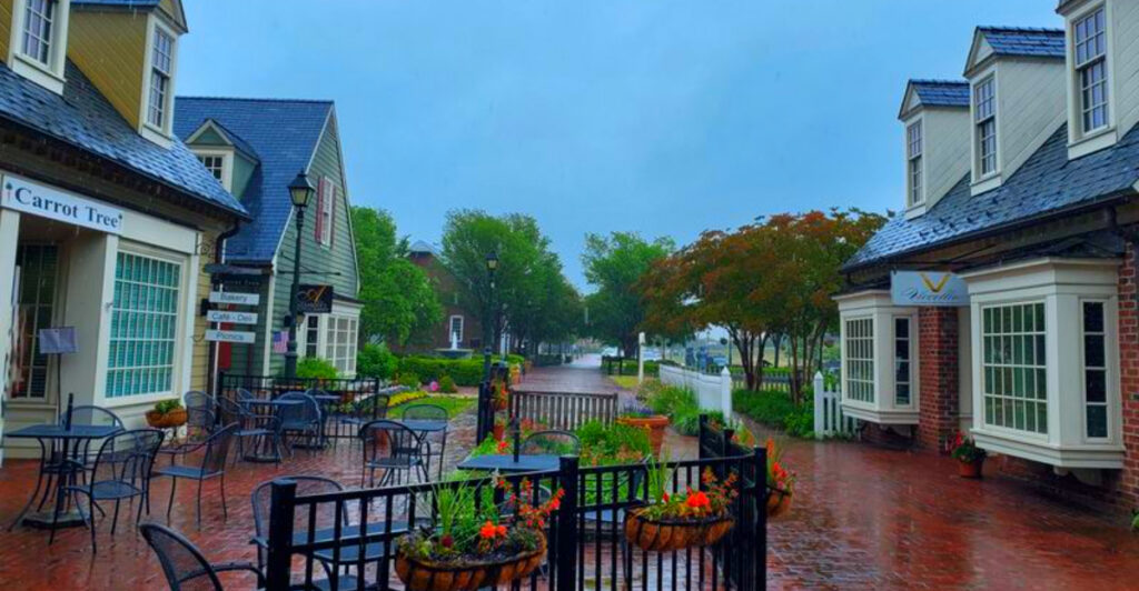 This Tiny Virginia Town’s Thanksgiving Charm Will Transport You to Another Era