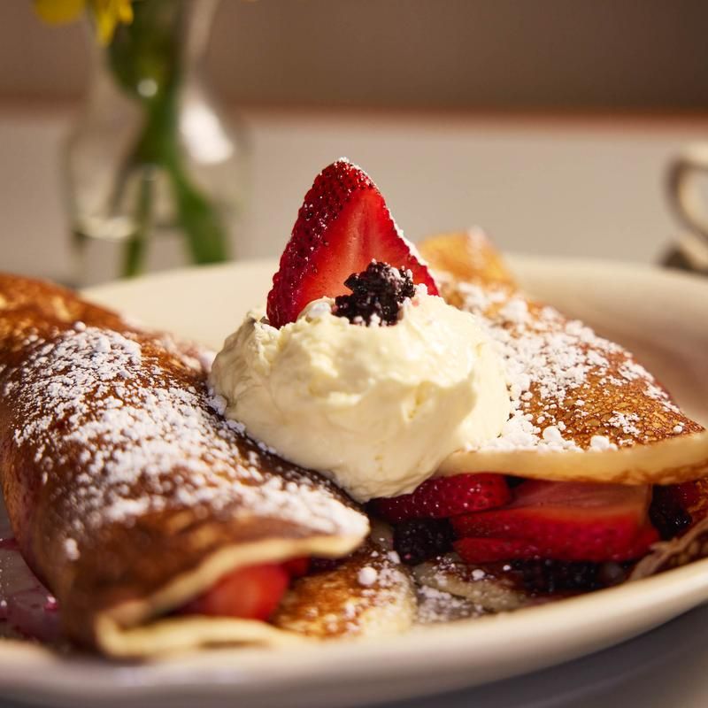 For Families, Friends, And Solo Brunchers