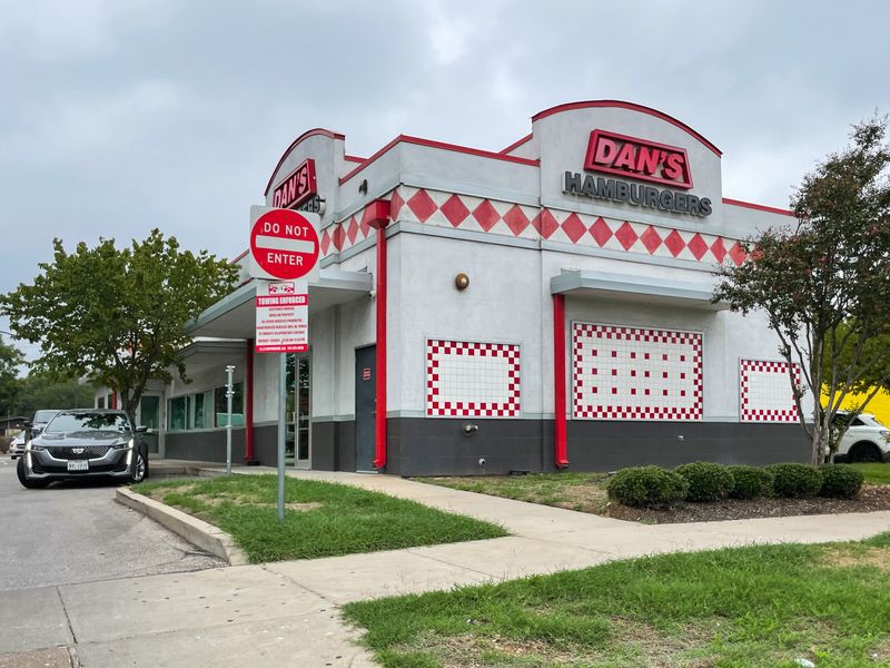 Dan's Hamburgers (Austin)