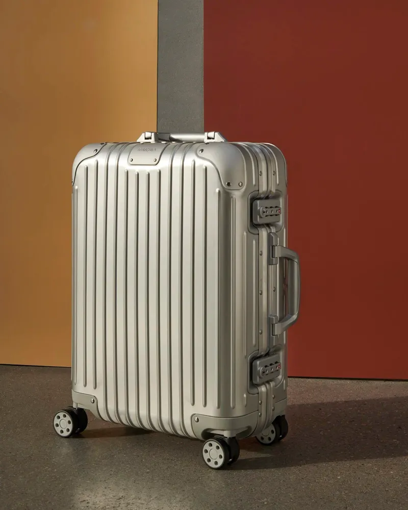 RIMOWA Original Cabin S (55 x 40 x 20 cm / ~21.7 x 15.8 x 7.9 inches)