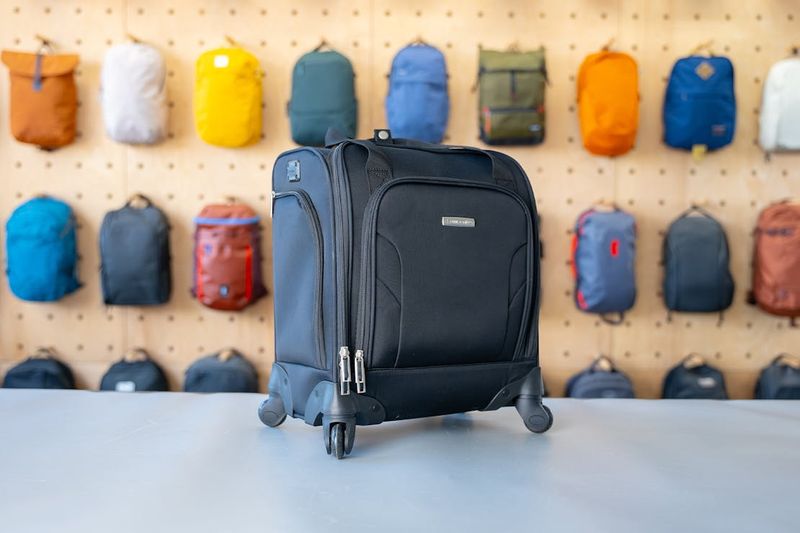 Samsonite Spinner Underseater (with USB)
