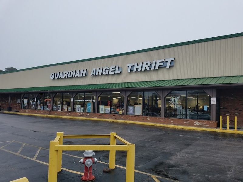 Guardian Angel Thrift – Fuquay-Varina