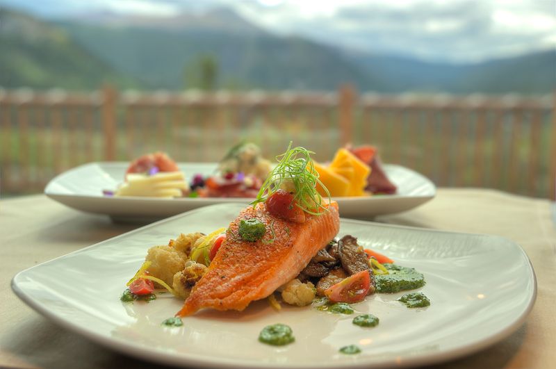 Colorado Maple and Seasonal Berry Compotes Steal the Show