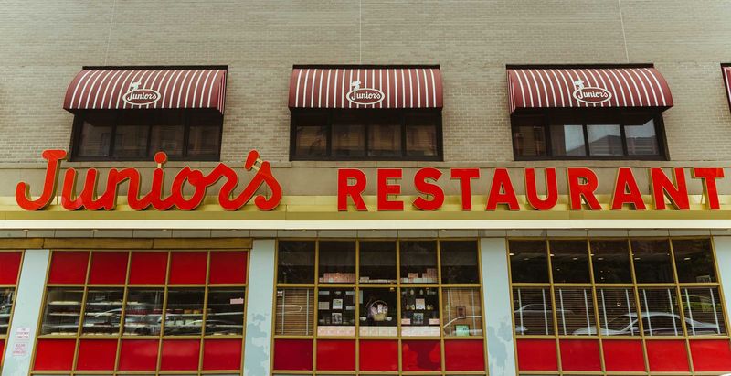 Junior's Restaurant & Cheesecake